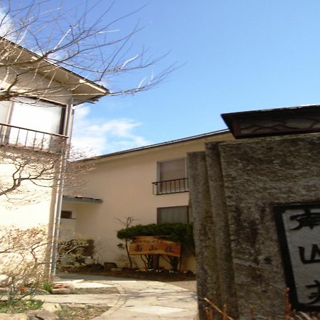 Nanzansou Hotel Ome Buitenkant foto